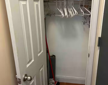 21-16 35th Street - Photo Thumbnail 4