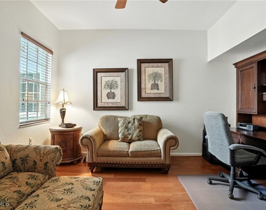 10080 Valiant Court - Photo Thumbnail 20