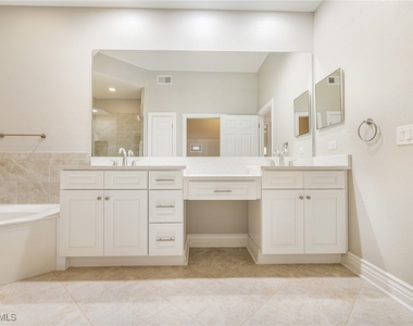 5051 Indigo Bay Boulevard - Photo Thumbnail 16