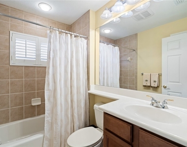 12531 Villagio Way - Photo Thumbnail 24