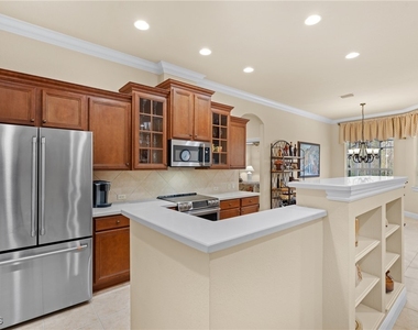12531 Villagio Way - Photo Thumbnail 14