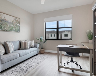 12973 Pembroke Drive - Photo Thumbnail 15