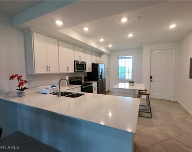 18461 Copperhead Court N - Photo Thumbnail 2