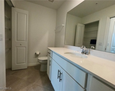18461 Copperhead Court N - Photo Thumbnail 11