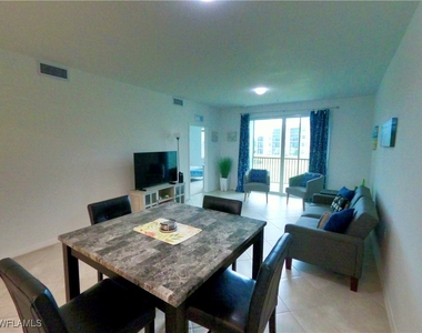 18461 Copperhead Court N - Photo Thumbnail 6
