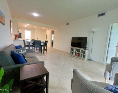18461 Copperhead Court N - Photo Thumbnail 3