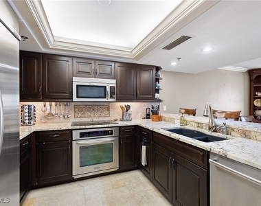 100 N Collier Boulevard - Photo Thumbnail 7
