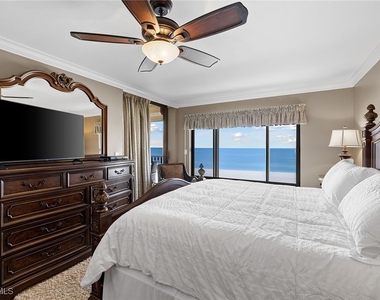 100 N Collier Boulevard - Photo Thumbnail 11