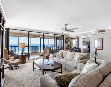 100 N Collier Boulevard - Photo Thumbnail 4
