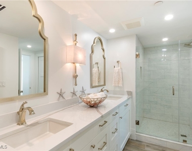 3377 Gulf Shore Boulevard N - Photo Thumbnail 13