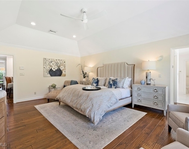 2700 Treasure Lane - Photo Thumbnail 20