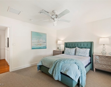 2700 Treasure Lane - Photo Thumbnail 24