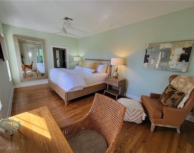 877 7th Street S - Photo Thumbnail 11