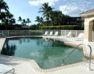 2312 Island Cove Circle - Photo Thumbnail 17