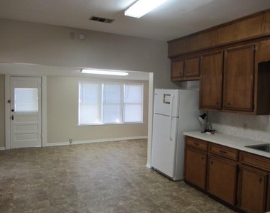 3002 Montgomery Road - Photo Thumbnail 14