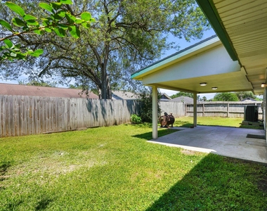 9731 Shell Rock Road - Photo Thumbnail 20
