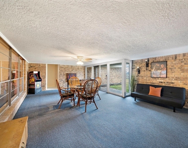 4912 Goose Creek Drive - Photo Thumbnail 9