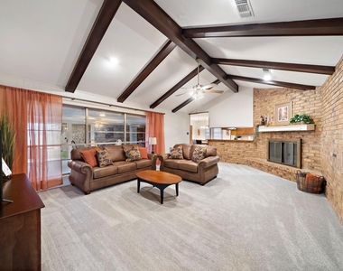 4912 Goose Creek Drive - Photo Thumbnail 3