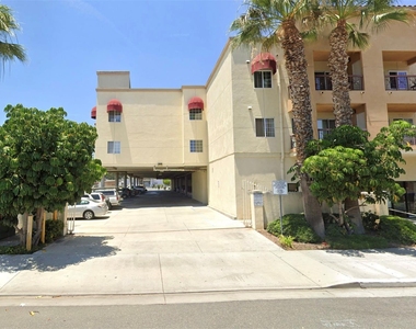 9927 San Antonio Ave - Photo Thumbnail 2