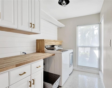 807 Snug Island - Photo Thumbnail 80
