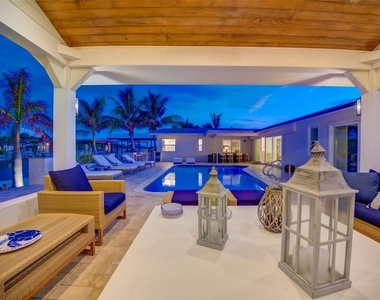 807 Snug Island - Photo Thumbnail 48