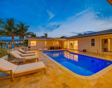 807 Snug Island - Photo Thumbnail 82