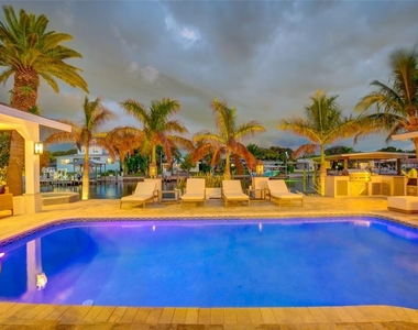 807 Snug Island - Photo Thumbnail 88
