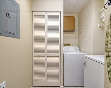 5649 Summer Side Lane - Photo Thumbnail 29