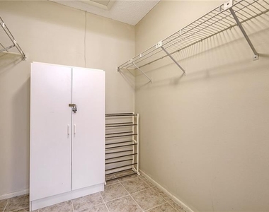 5649 Summer Side Lane - Photo Thumbnail 24