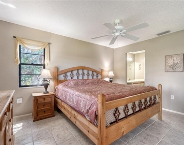 5649 Summer Side Lane - Photo Thumbnail 20