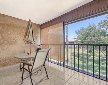 5649 Summer Side Lane - Photo Thumbnail 7