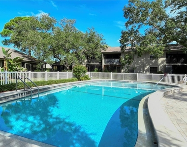 5649 Summer Side Lane - Photo Thumbnail 35