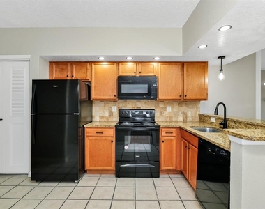 2954 Sadina Street - Photo Thumbnail 25