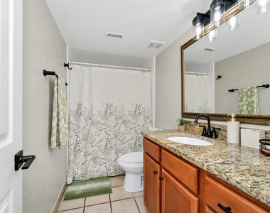 2954 Sadina Street - Photo Thumbnail 29