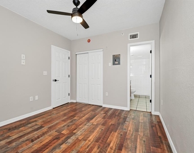 2954 Sadina Street - Photo Thumbnail 28
