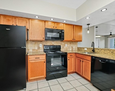 2954 Sadina Street - Photo Thumbnail 22