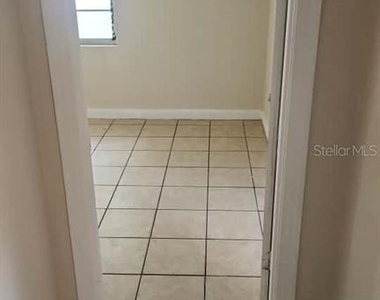 414 Sunset Drive - Photo Thumbnail 7