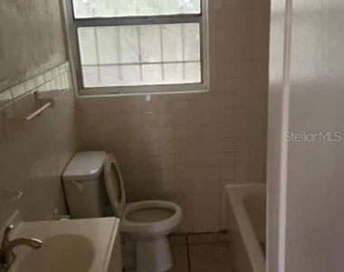 414 Sunset Drive - Photo Thumbnail 11