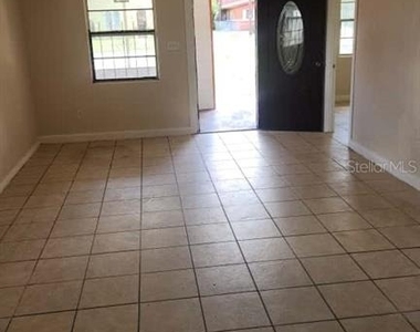 414 Sunset Drive - Photo Thumbnail 2