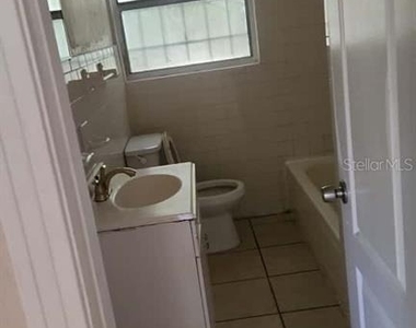 414 Sunset Drive - Photo Thumbnail 1