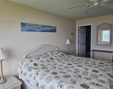 4765 Independence Drive - Photo Thumbnail 15
