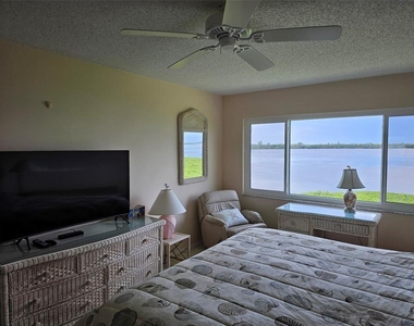 4765 Independence Drive - Photo Thumbnail 16