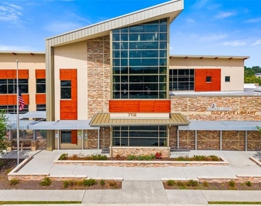 7201 Curtiss Avenue - Photo Thumbnail 48