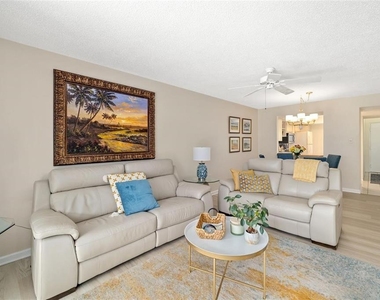 7201 Curtiss Avenue - Photo Thumbnail 4