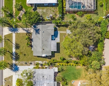 302 San Marco Drive - Photo Thumbnail 4