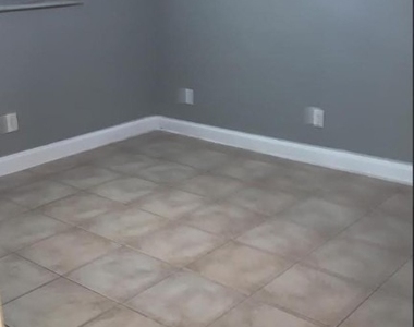 407 Se 3rd Avenue - Photo Thumbnail 6