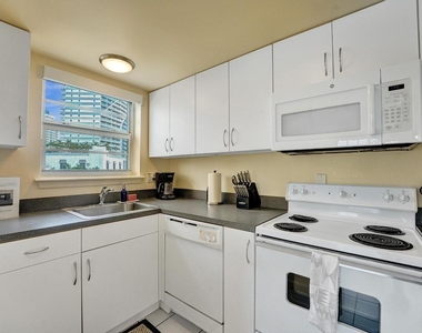 341 N Birch Road - Photo Thumbnail 14