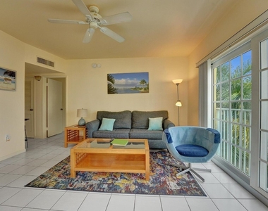 341 N Birch Road - Photo Thumbnail 32