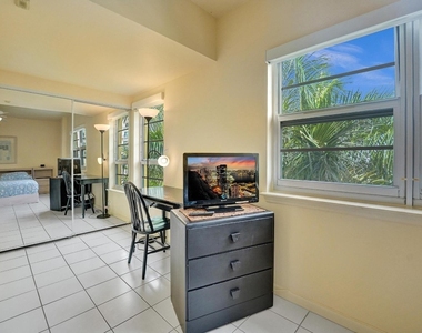 341 N Birch Road - Photo Thumbnail 17