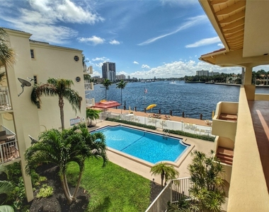 341 N Birch Road - Photo Thumbnail 2